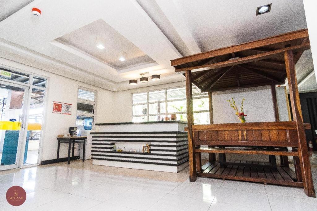 Quezon Premier Hotel - Candelaria Candelaria  Ngoại thất bức ảnh