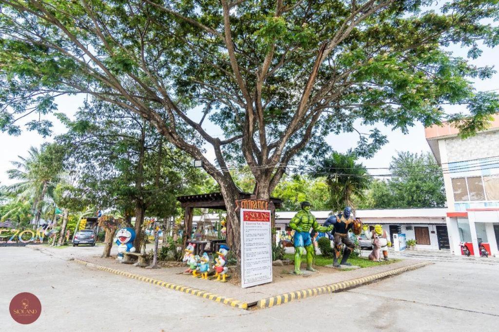 Quezon Premier Hotel - Candelaria Candelaria  Ngoại thất bức ảnh