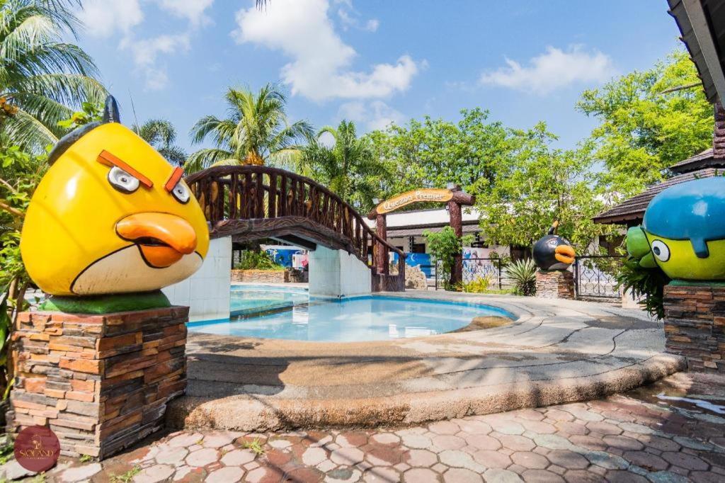 Quezon Premier Hotel - Candelaria Candelaria  Ngoại thất bức ảnh