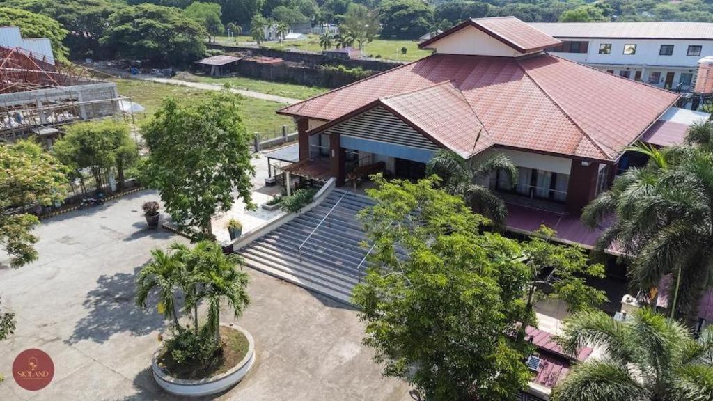 Quezon Premier Hotel - Candelaria Candelaria  Ngoại thất bức ảnh