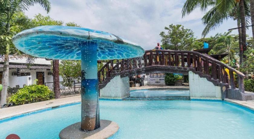 Quezon Premier Hotel - Candelaria Candelaria  Ngoại thất bức ảnh
