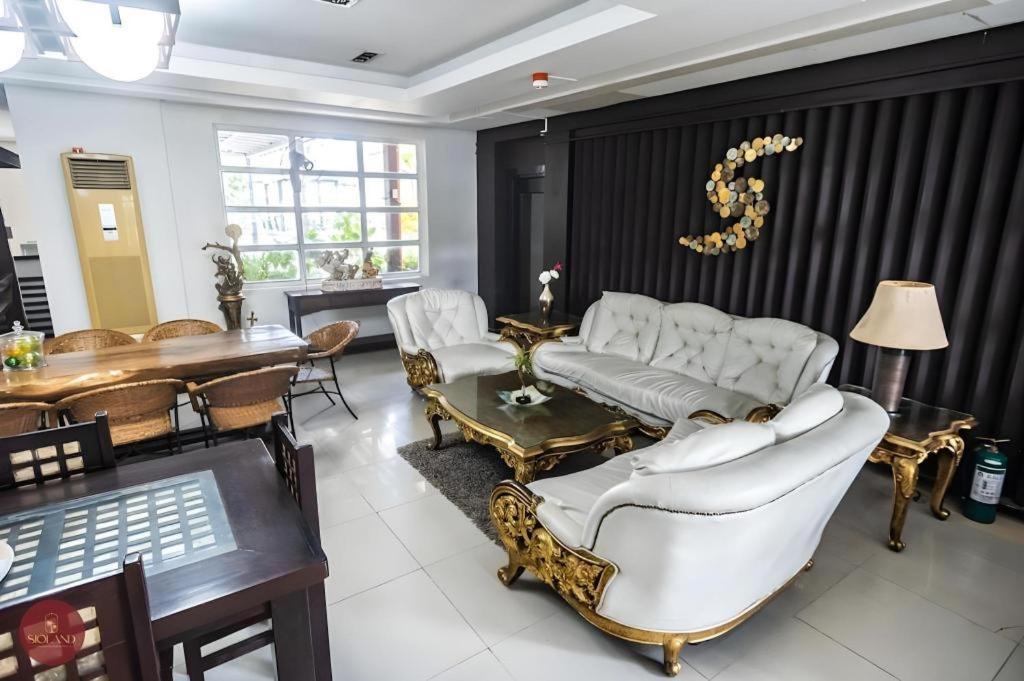 Quezon Premier Hotel - Candelaria Candelaria  Ngoại thất bức ảnh